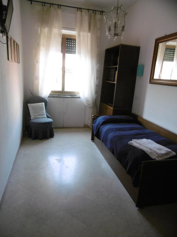 Bed and Breakfast Casa Garbata Рим Экстерьер фото
